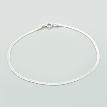 Srebrna bransoletka taśma