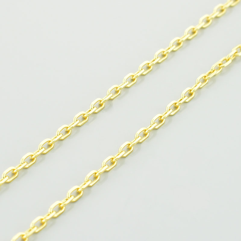 Złoty łańcuszek ankier 40 cm w zbliżeniu.