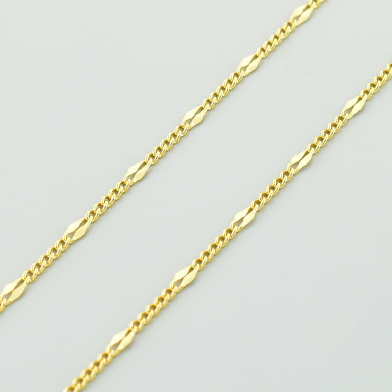 Złoty łańcuszek figaro 50 cm w bardzo fantazyjnej formie i próbie złota 585.
