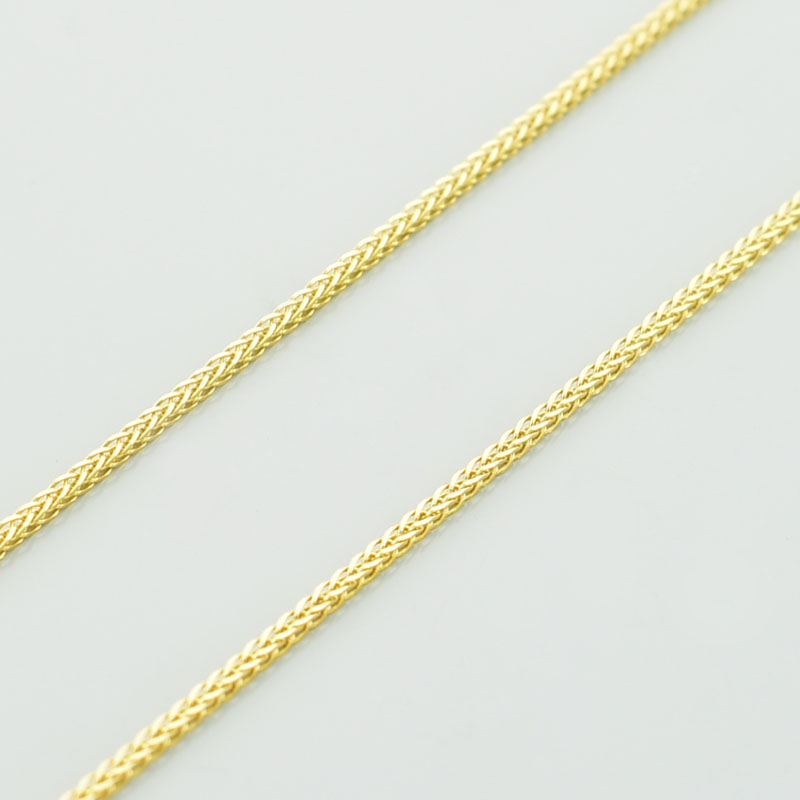 Złoty łańcuszek lisi ogon o długości 50 cm.